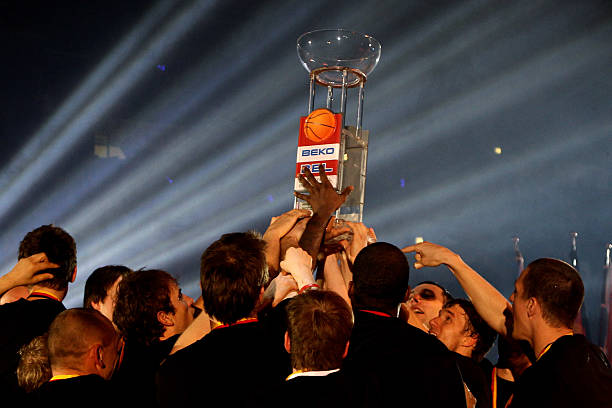 万欧元的报 万欧元的报